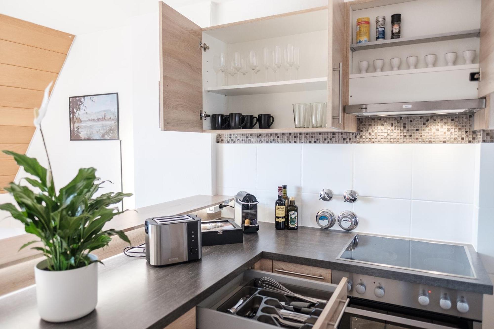 Neu Deluxe Suite Muensterblick, Maisonette, Kingsize Bett, Kueche, Netflix, Aussicht, E-Kamin Bad Säckingen Exteriör bild